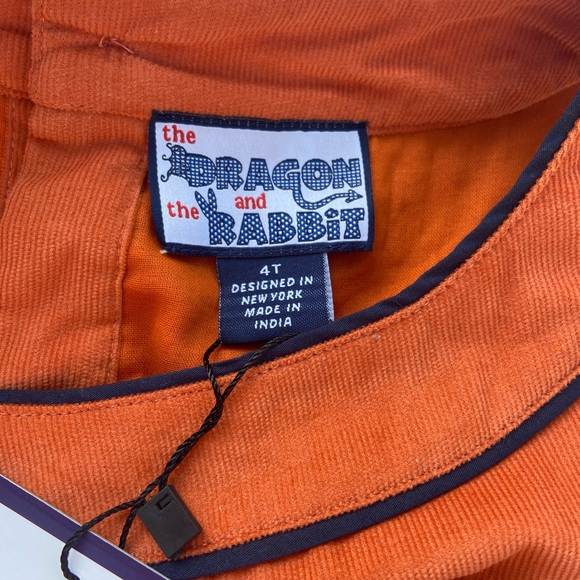 The Dragon and The Rabbit Girl Size 4T Sleeveless Corduroy Dress NYC Skyline NWT - Picture 3 of 4